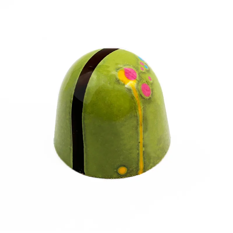 Delirious for dark chocolate? Our unique bonbon crafted with chocolate from Peruvian Cacao beans. Your purchase supports ethical farming practices, ensuring original beans are harvested.