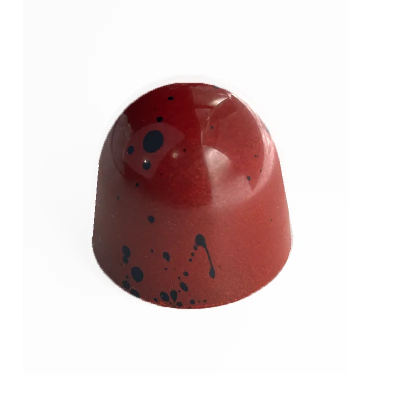 Indulge in a sophisticated treat with Raspberry! A decadent milk chocolate ganache and a soft raspberry pate de fruit provide the perfect balance of sweet and bitter flavors. Dare to delight your taste buds in this risk-worthy flavor experience!